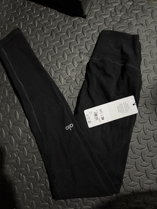 ALO Yoga Pants - ALO Yoga Black Ribbed High-Waist Leggings